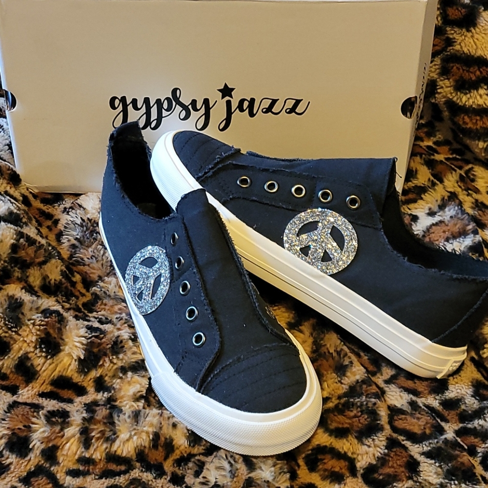 Gypsy jazz shoes